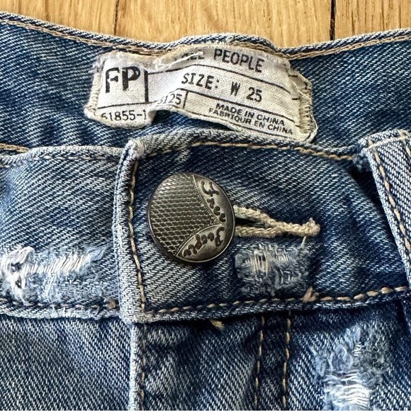 Free People Lace Shorts - Picture 4 of 4